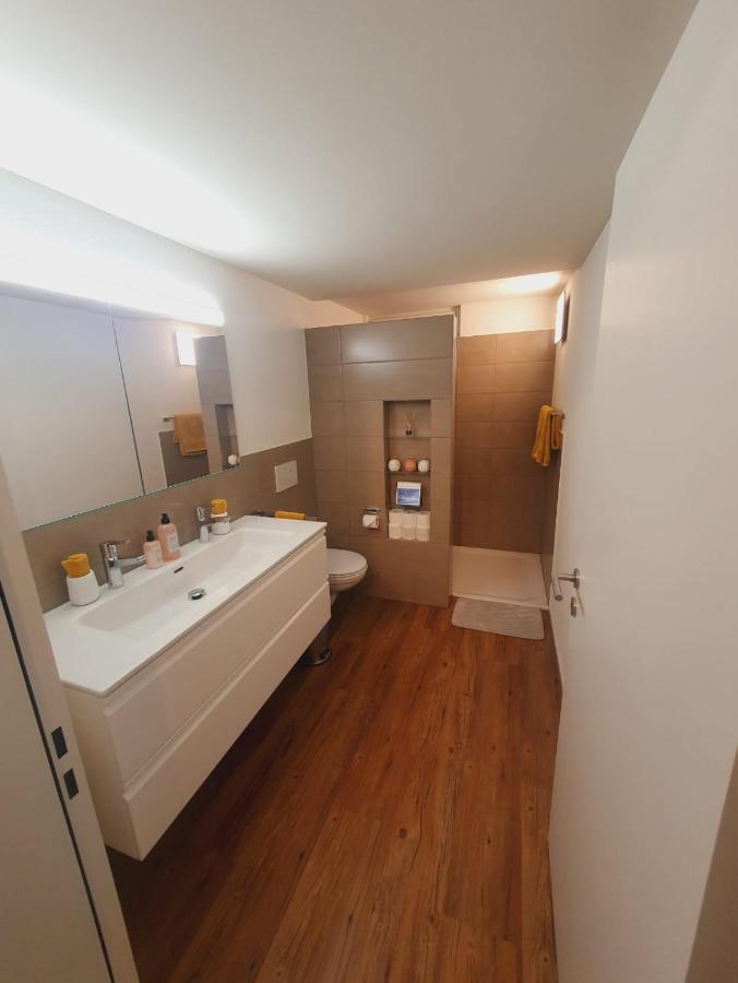 Neue Wohnung An Stadtrand Mit Parkplatz Ebikon Екстер'єр фото