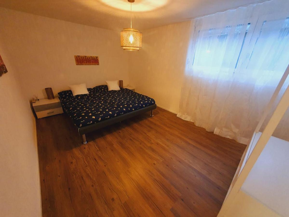 Neue Wohnung An Stadtrand Mit Parkplatz Ebikon Екстер'єр фото
